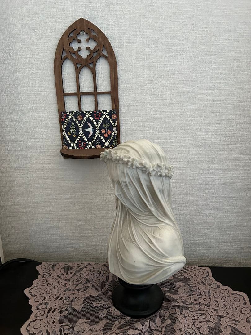 【楽天で現在71,500円】ベールを被った女性 ラファエロ・モンティ作再現 胸像