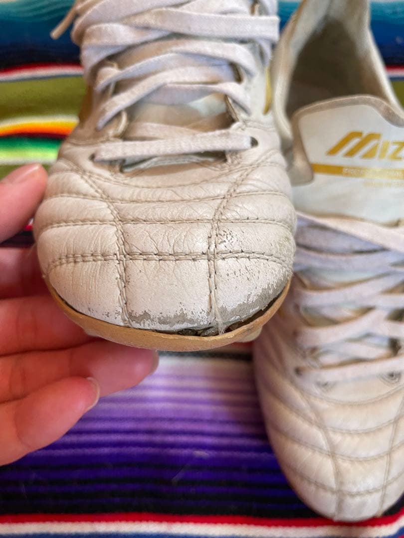 MORELIA NEO Ⅱ ホワイト✖️ゴールド 26.0cm