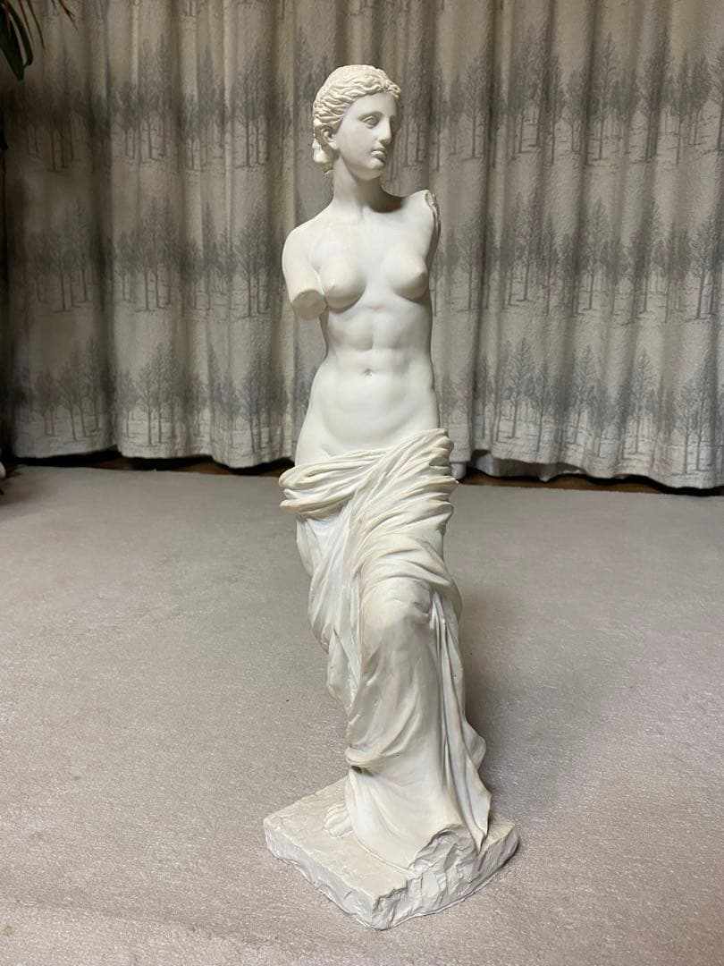 ミロのヴィーナス 置物 - メルカリ