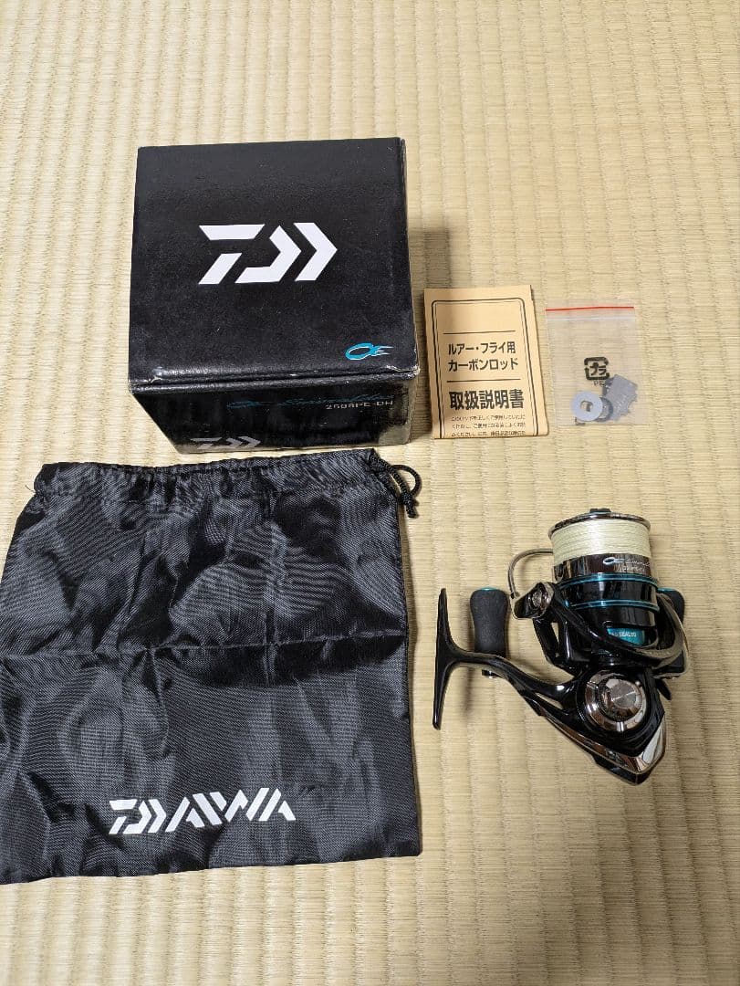 ダイワ　エメラルダス 2508 PE-DH Amazon | ダイワ(Daiwa) スピニングリール エギング 16 エメラルダス