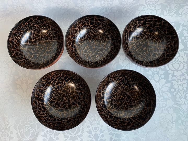 欅荒筋松葉見返 御煮物椀 塗師 上出哲斎造 加賀山中布