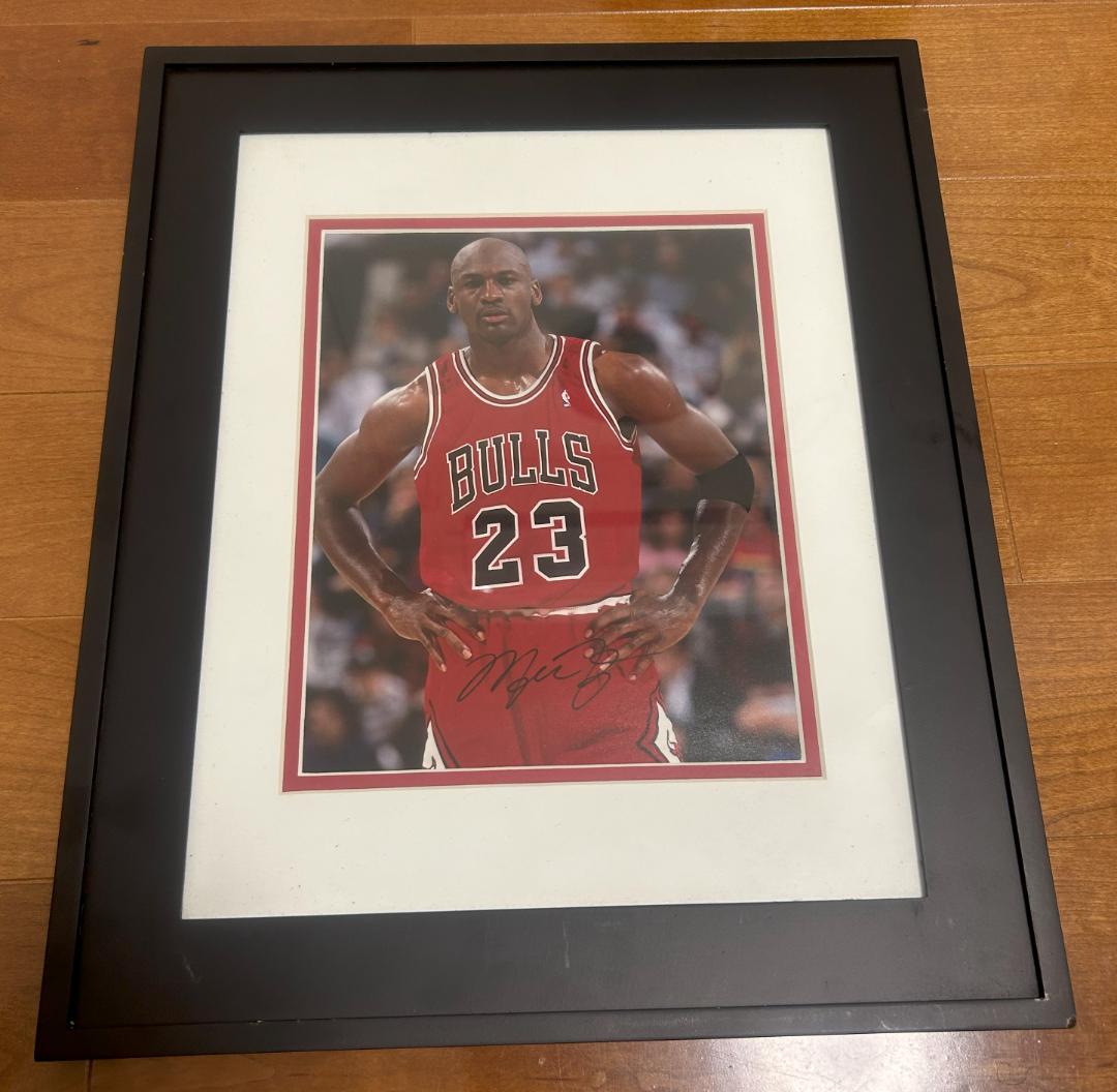 MICHAEL JORDAN マイケル・ジョーダン サイン入写真 証明書付 - メルカリ