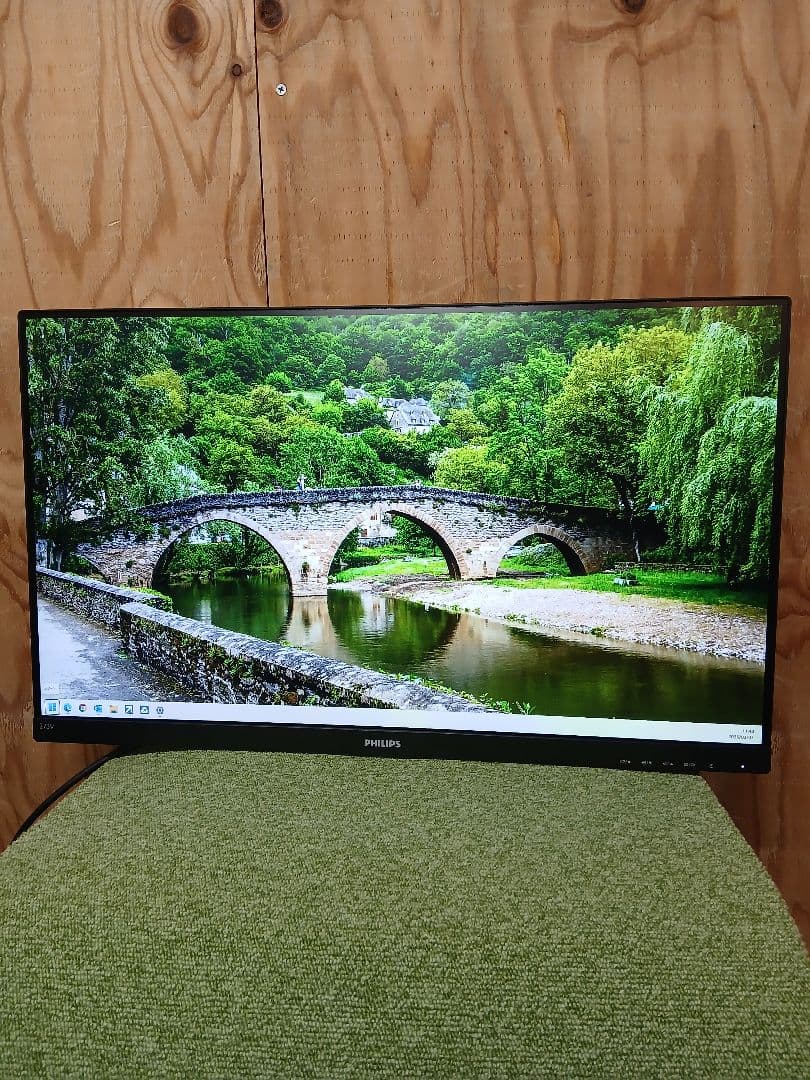 27インチ液晶モニターPHILIPS 273V7QDAB【スタンド無】2-3 - メルカリ