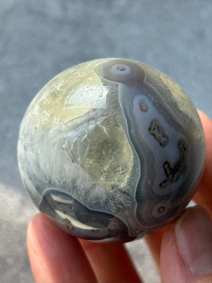 モスアゲート 瑪瑙 カルサイト共生 スフィア - メルカリ