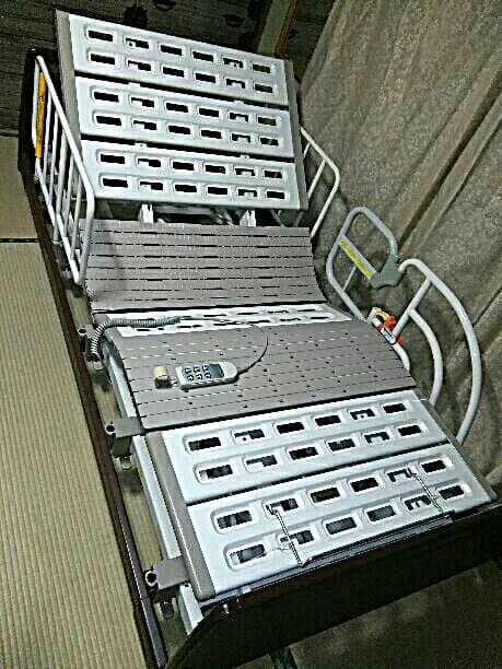 ぐっすり眠れる パラマウントベッド KQ-923 (￥371,700) - メルカリ