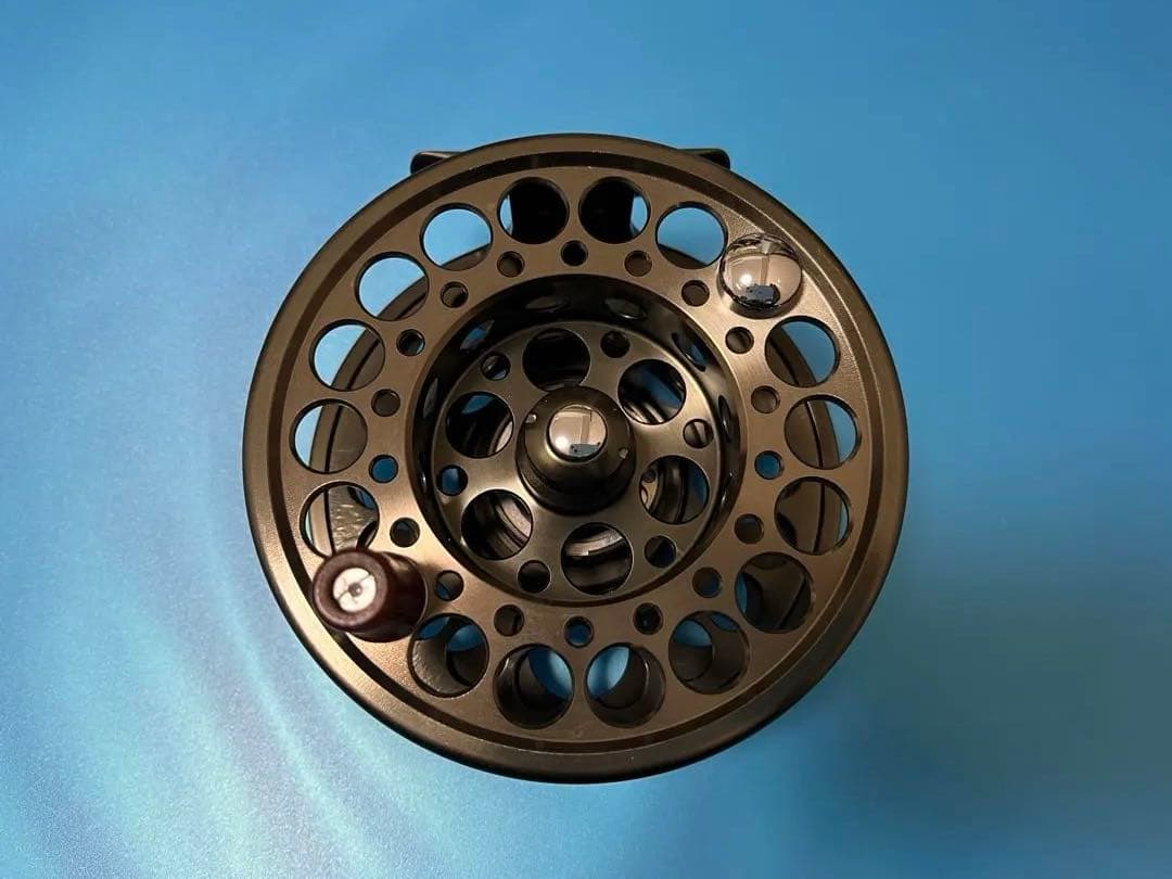 シマノ フリーストーンLA9•10 【大型フライリール】 - メルカリ