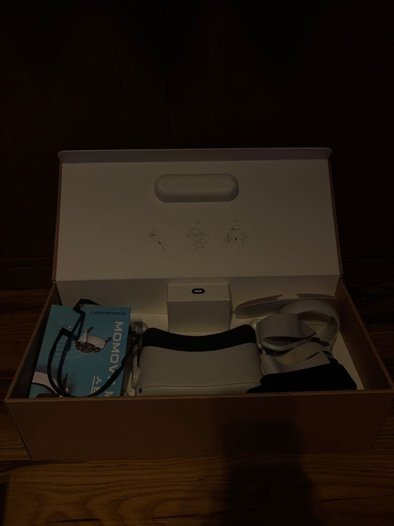 T*K様  Quest 2 64GB 本体 外箱付き Momovr M2