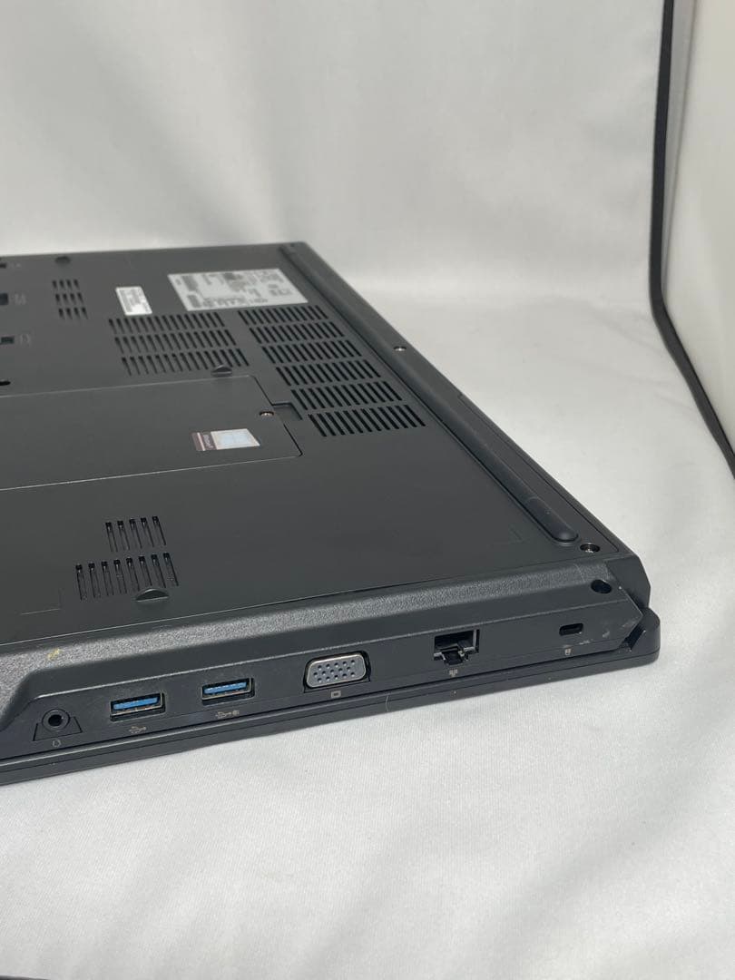 Fujitsu CELSIUS 17inch H970 i5-7440HQ