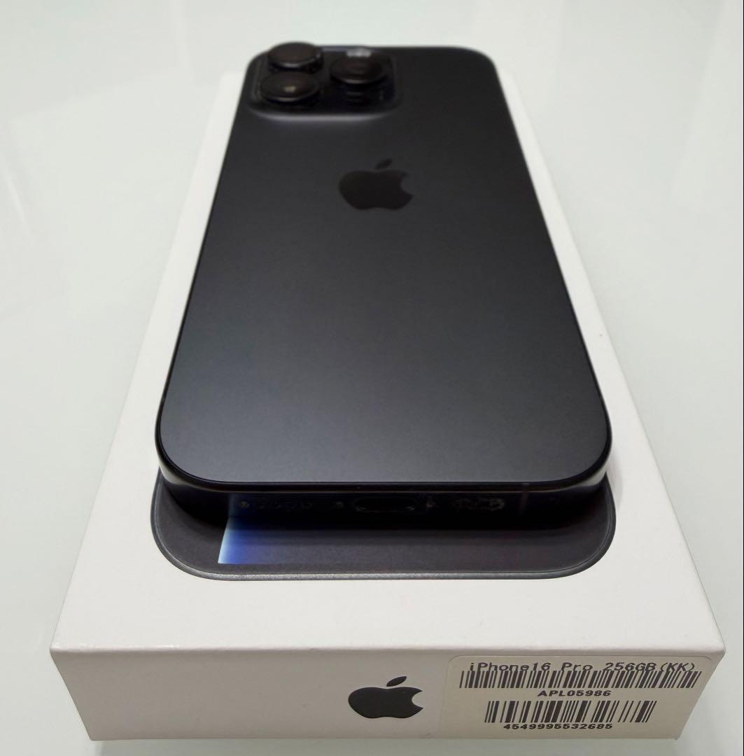 美品iphone 16PRO 256GB ブラックチタニウム バッテリー95% iPhone 16 Pro 256GB - ブラックチタニウム（SIMフリー）[整備済製品