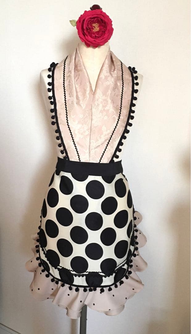 フラメンコ 衣装 エプロン ピキージョ ベージュ×黒 黒ポンポン - メルカリ