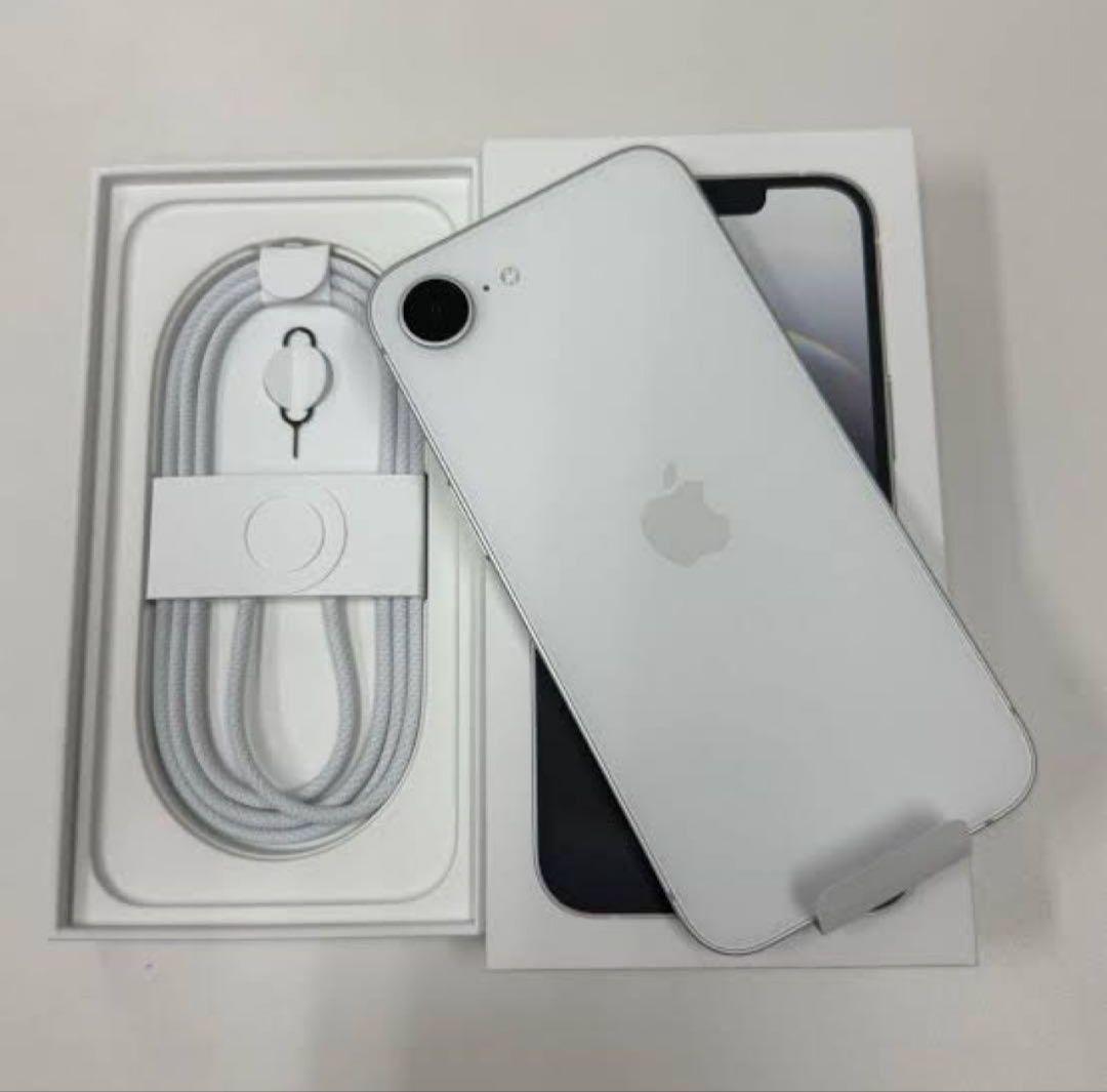 【新品未使用】iPhone 16e 128GB ホワイト SIMフリー iPhone 16 128GB - ホワイト（SIMフリー）[整備済製品] - Apple（日本）