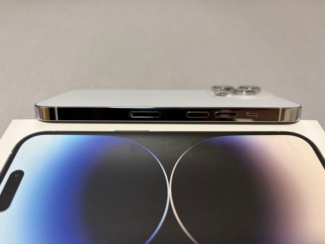 iPhone14 pro 256GB シルバー - メルカリ