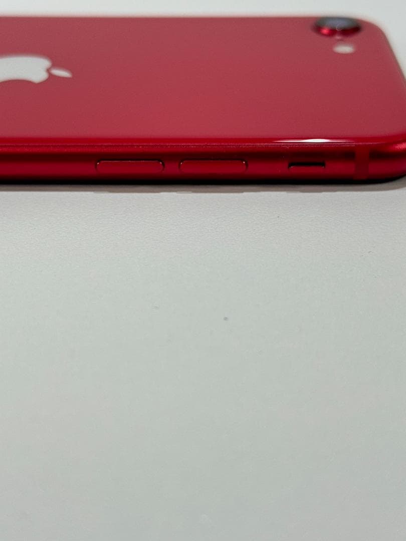 iPhone SE（第2世代）64GB PRODUCT RED SIMロックあり スマートフォン本体