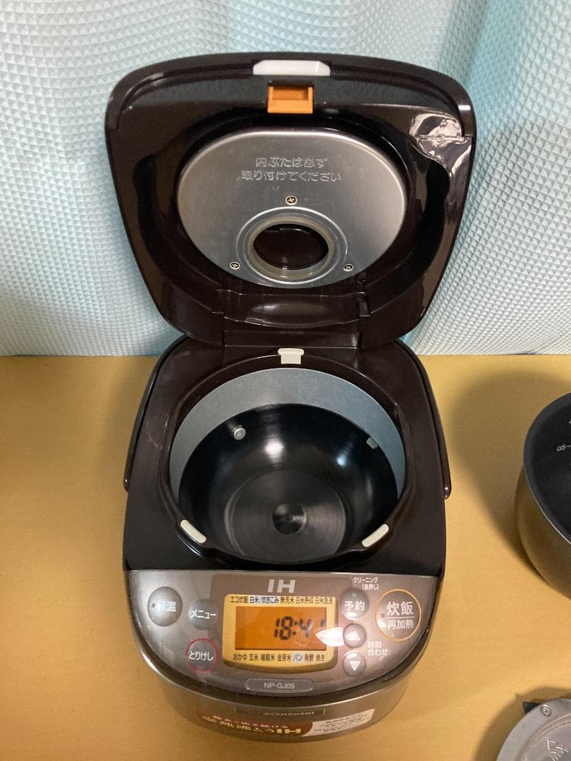 ★美品★象印 IH炊飯ジャーIH炊飯器 NP-GJ05 0.54L　2019年製