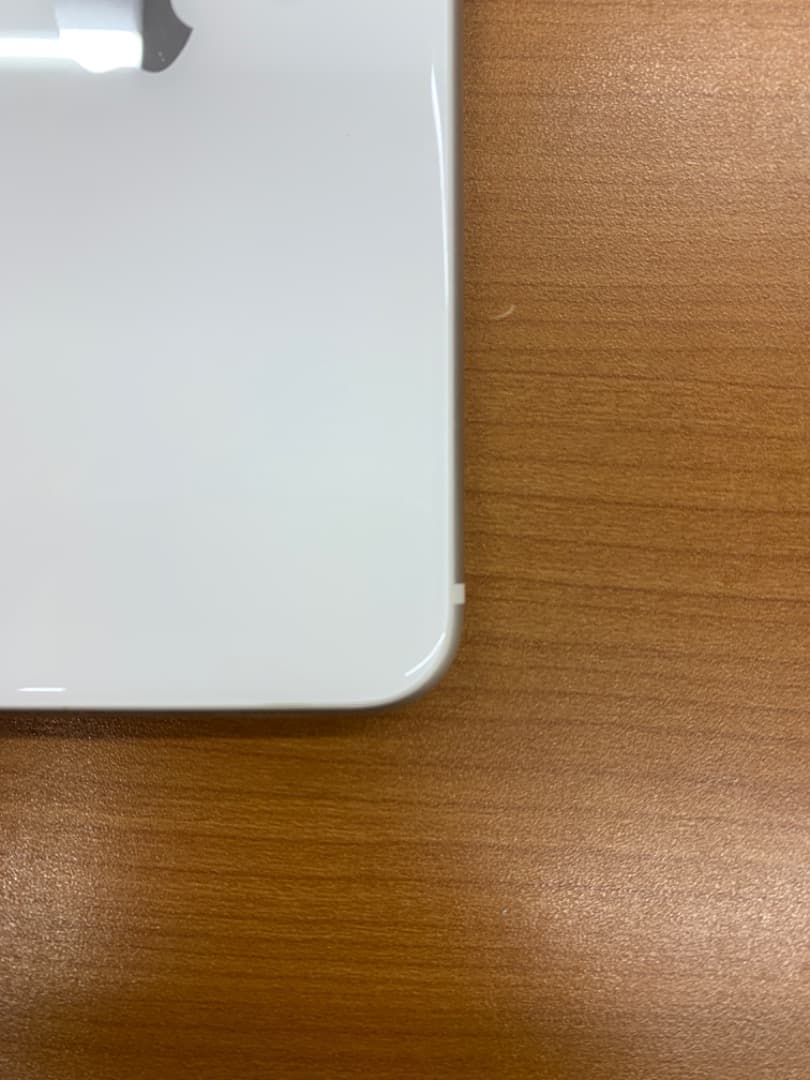 ポ*ム様 動作確認済 iPhone SE 第3世代 64GB C1003 - メルカリ