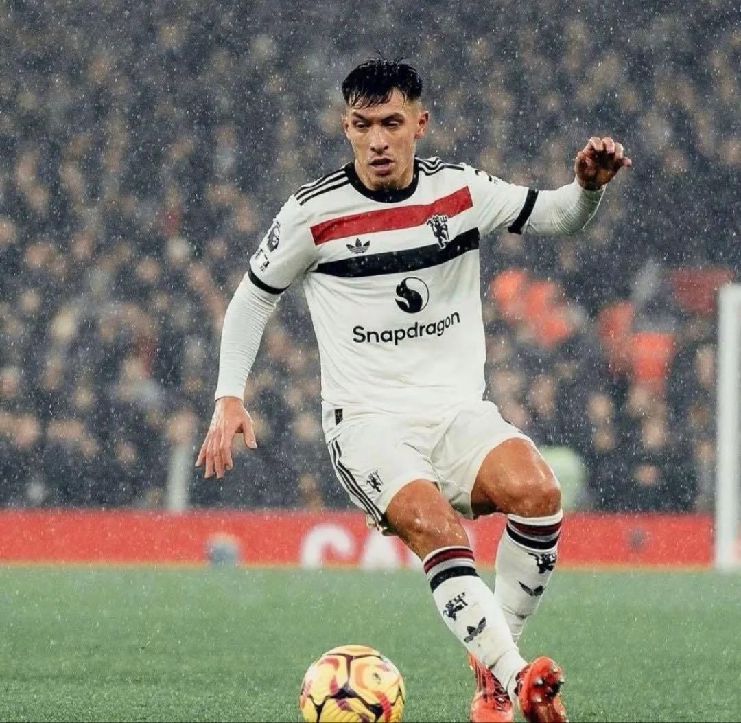 極美品】マンチェスターユナイテッド 24-25 3rd オーセン リサマル