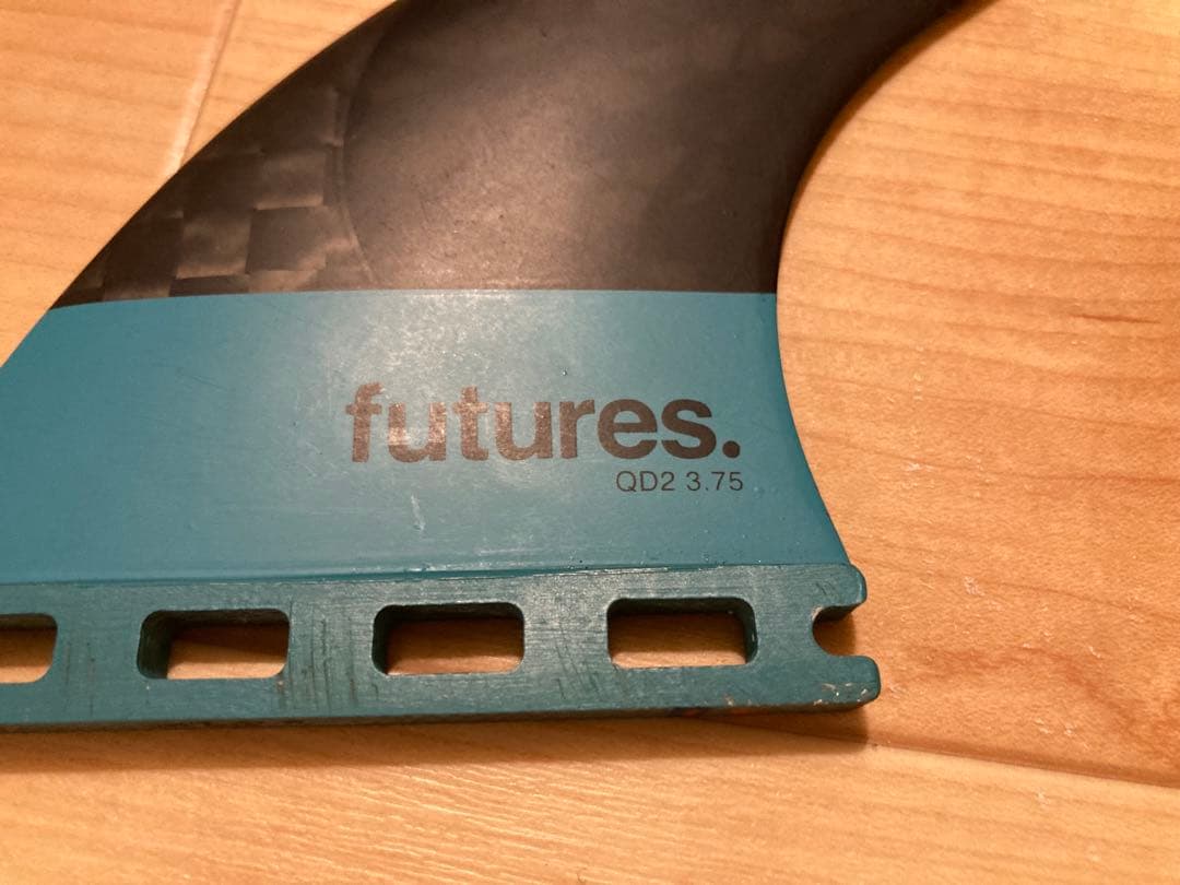 Blackstix 3.0 F4 -v2 FUTURES 5フィン　Sサイズ