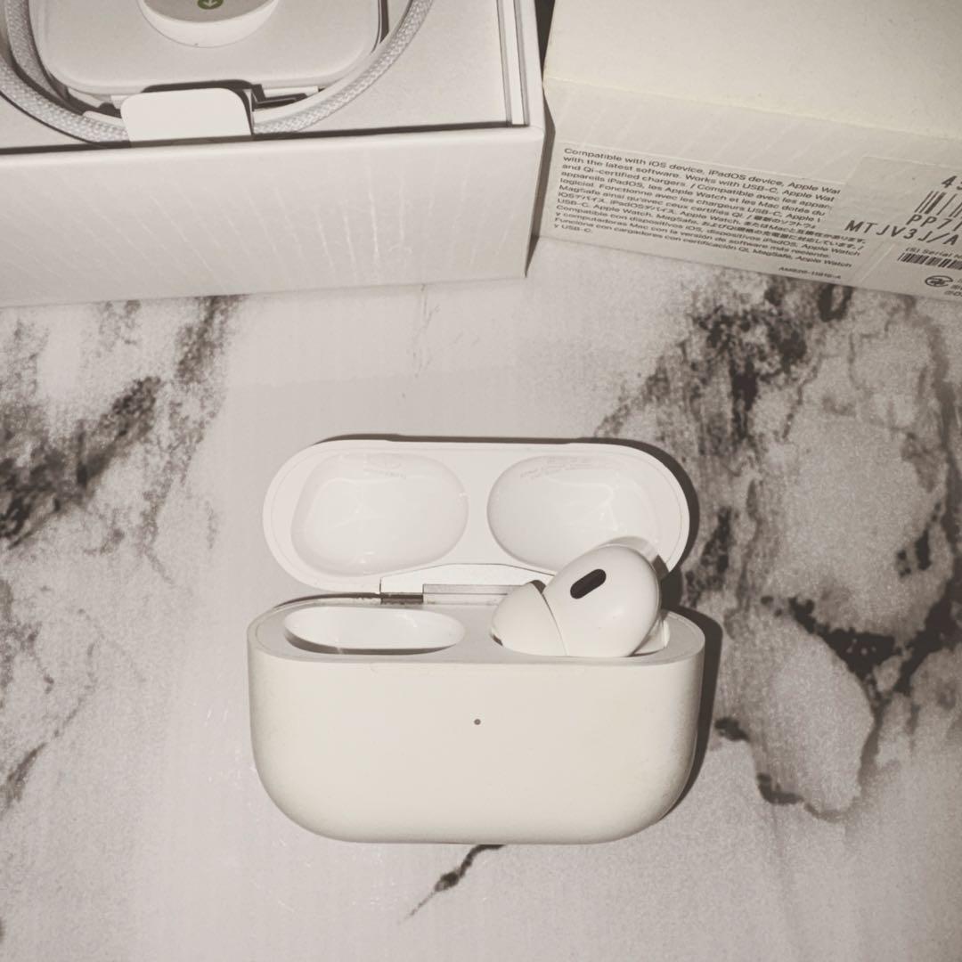 AirPods Pro （第2世代）純正品 Apple アップル 純正 AirPods Pro 第2世代 USB-C エアポッズプロ2