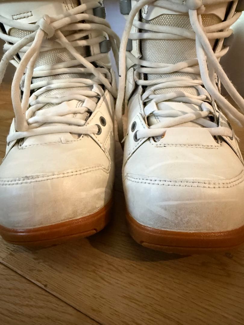 22-23モデル　DEELUXE D.N.A. 23.5cm