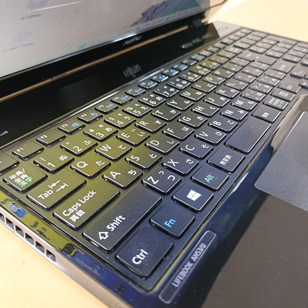 Windows11 Corei7 SSD メモリ16GB ノートパソコン 美品 Windows11