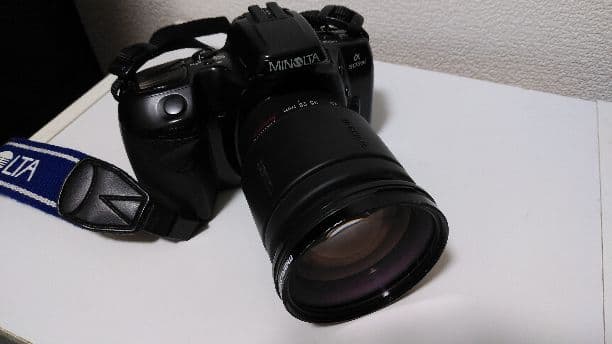 ミノルタ一眼レフカメラとタムロン望遠レンズ 43231-118-