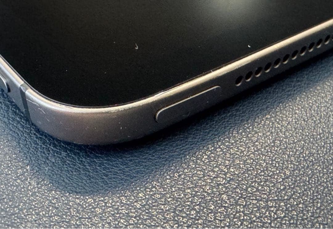 iPad Pro 256GB 11インチ 第一世代 セルラーモデル本日限定価格 - メルカリ