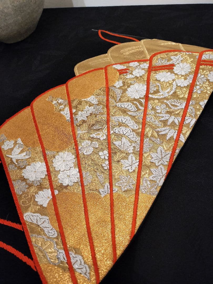 A669☆逸品‼️豪華刺繍‼️ひな祭り‼️袋帯正絹テーブルランナー2m4cm