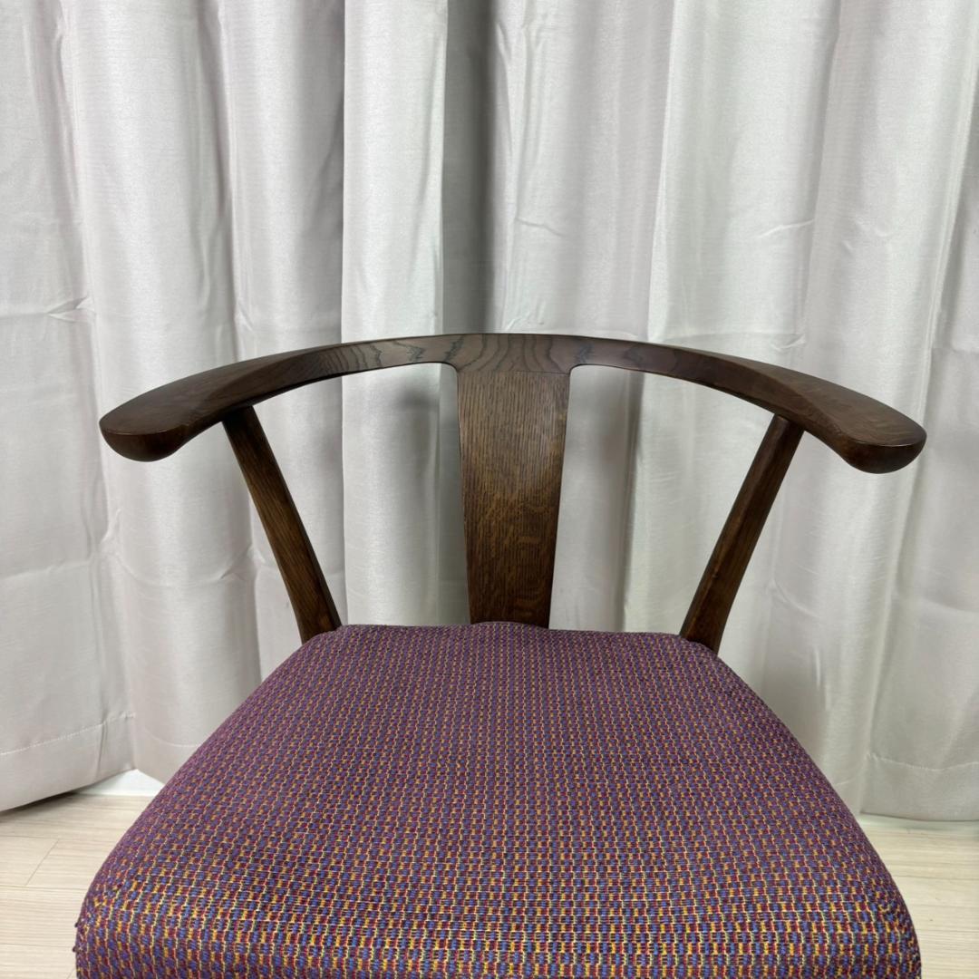 極美品】 カリモク ダイニングチェア チョイ肘 CW4600 ② - メルカリ