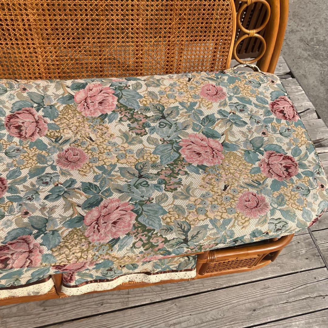 昭和レトロ 花柄ラタンチェア 2人掛けソファー 収納付き 古家具