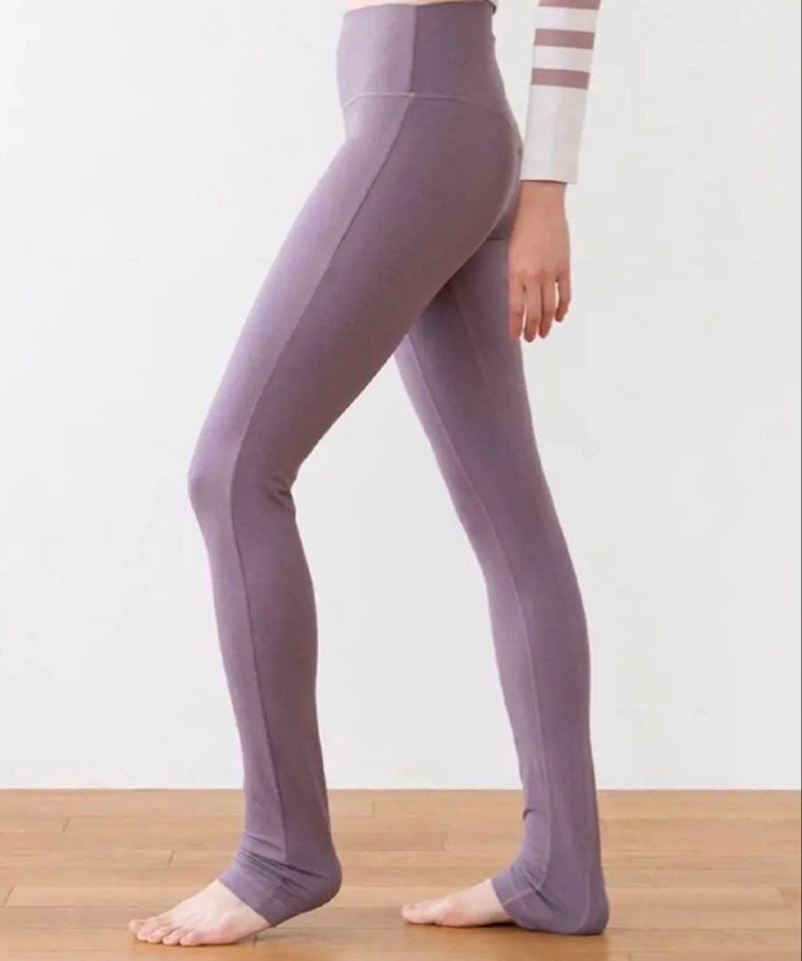 SUKALA】メランジトレンカレギンスS ダスティピンク - メルカリ