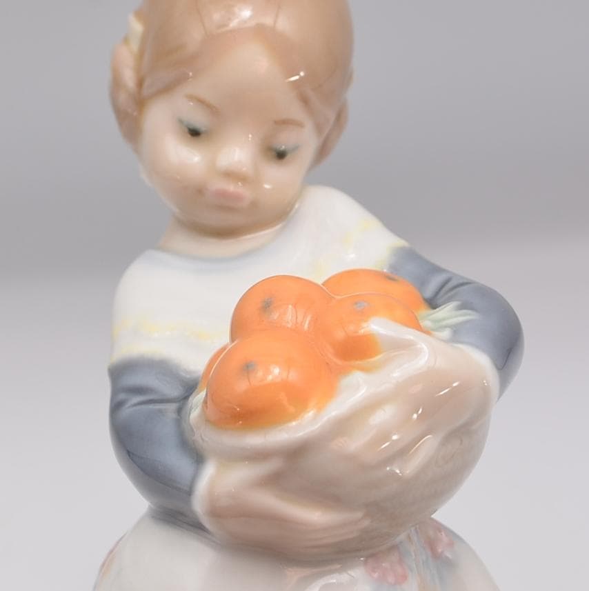 バレンシアの少女 ＃4841 No.2 ☆リヤドロ スペイン 光沢仕上げ 絶版