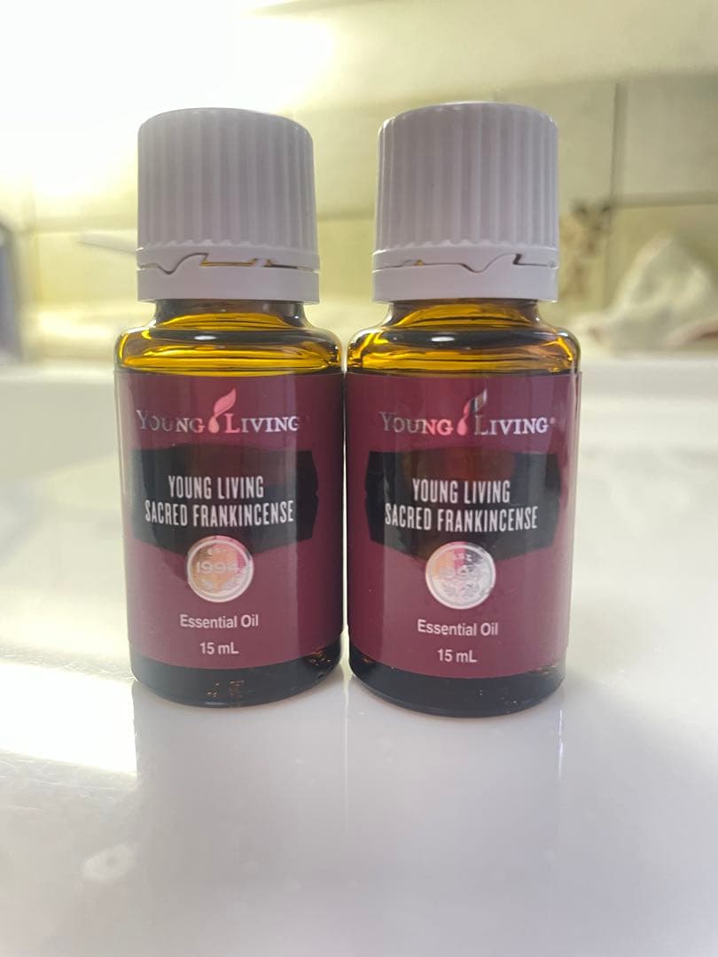 2本セット新品ヤングリヴィング セイクリッドフランキンセンス15ml