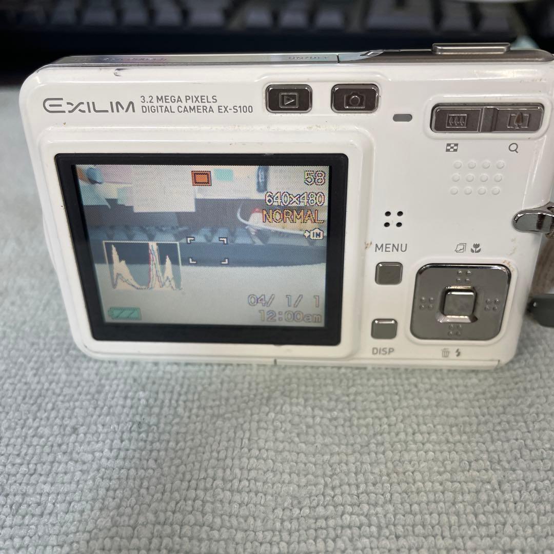 CASIO EXILIM EX-S100デジカメコンデジ ホワイト - メルカリ