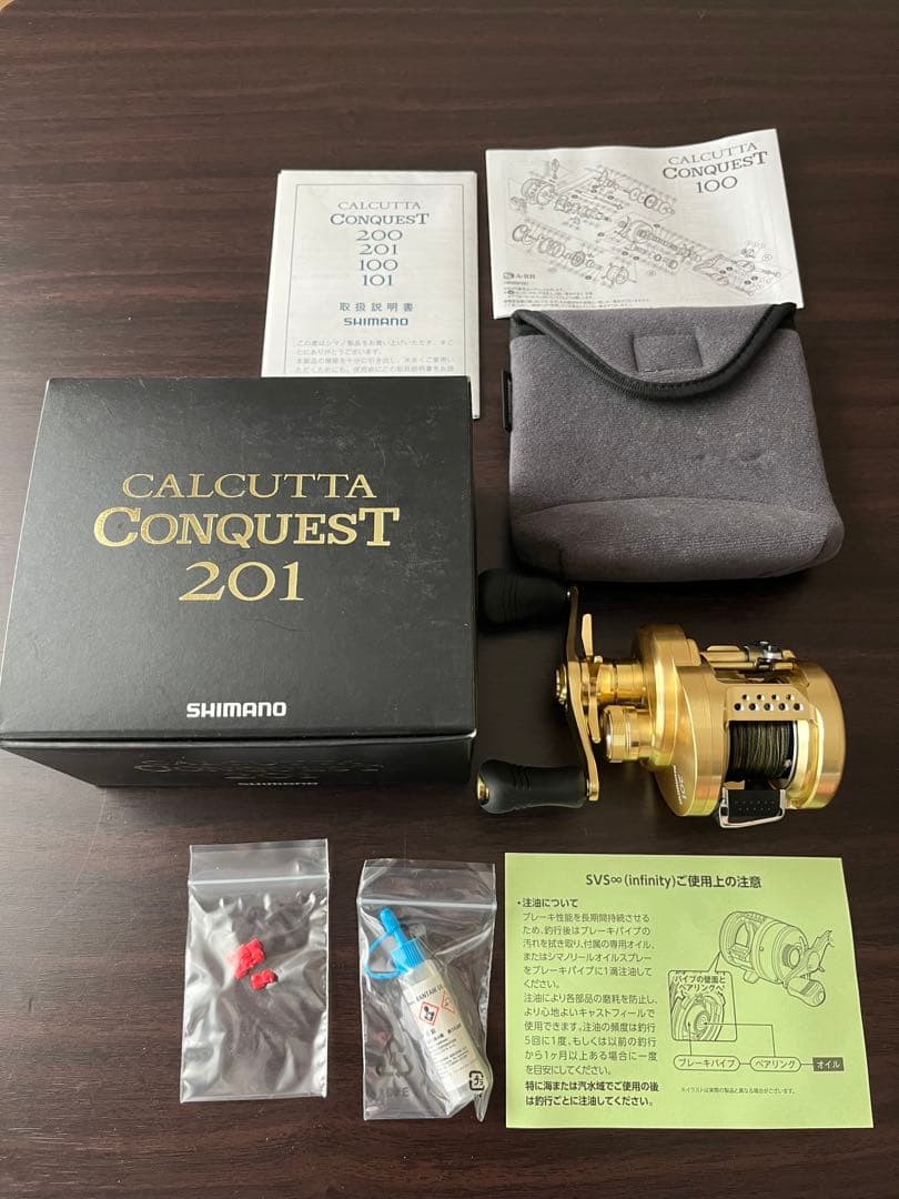 未使用14カルカッタコンクエスト201 左巻き シマノ カルカッタ コンクエスト 201 (左) カルカッタコンクエスト