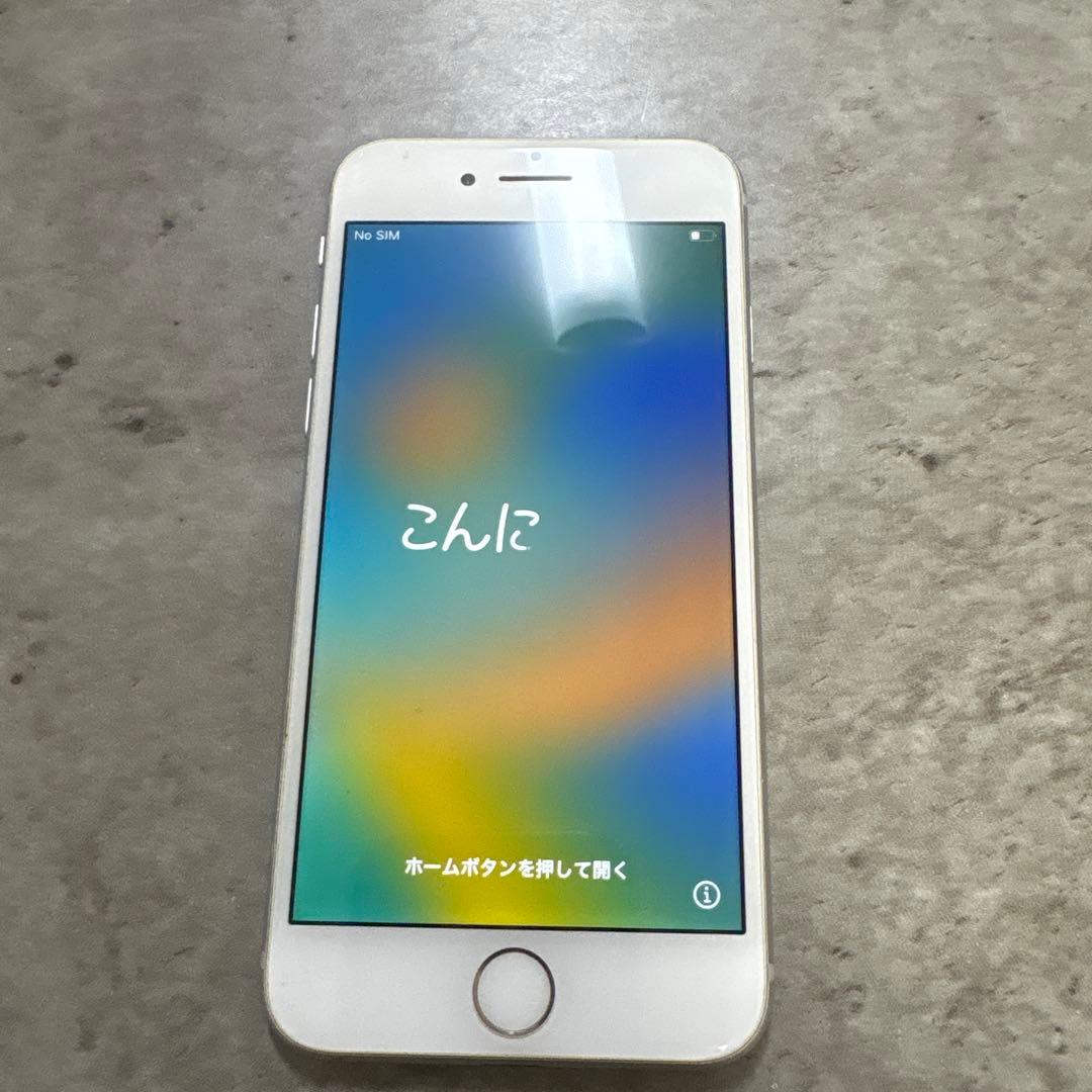 格安 iPhone 8 Silver 64 GB SIMフリー