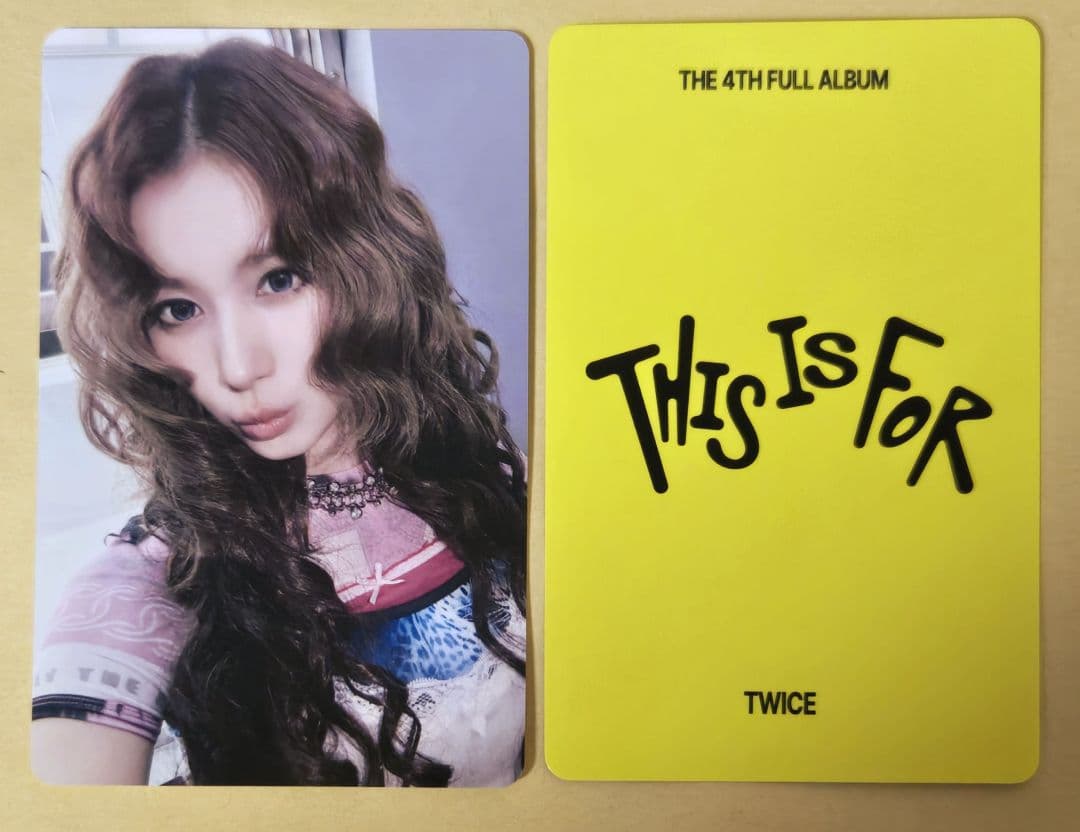 TWICE yizhiyu THIS IS FOR 2.0 サナ トレカ - メルカリ