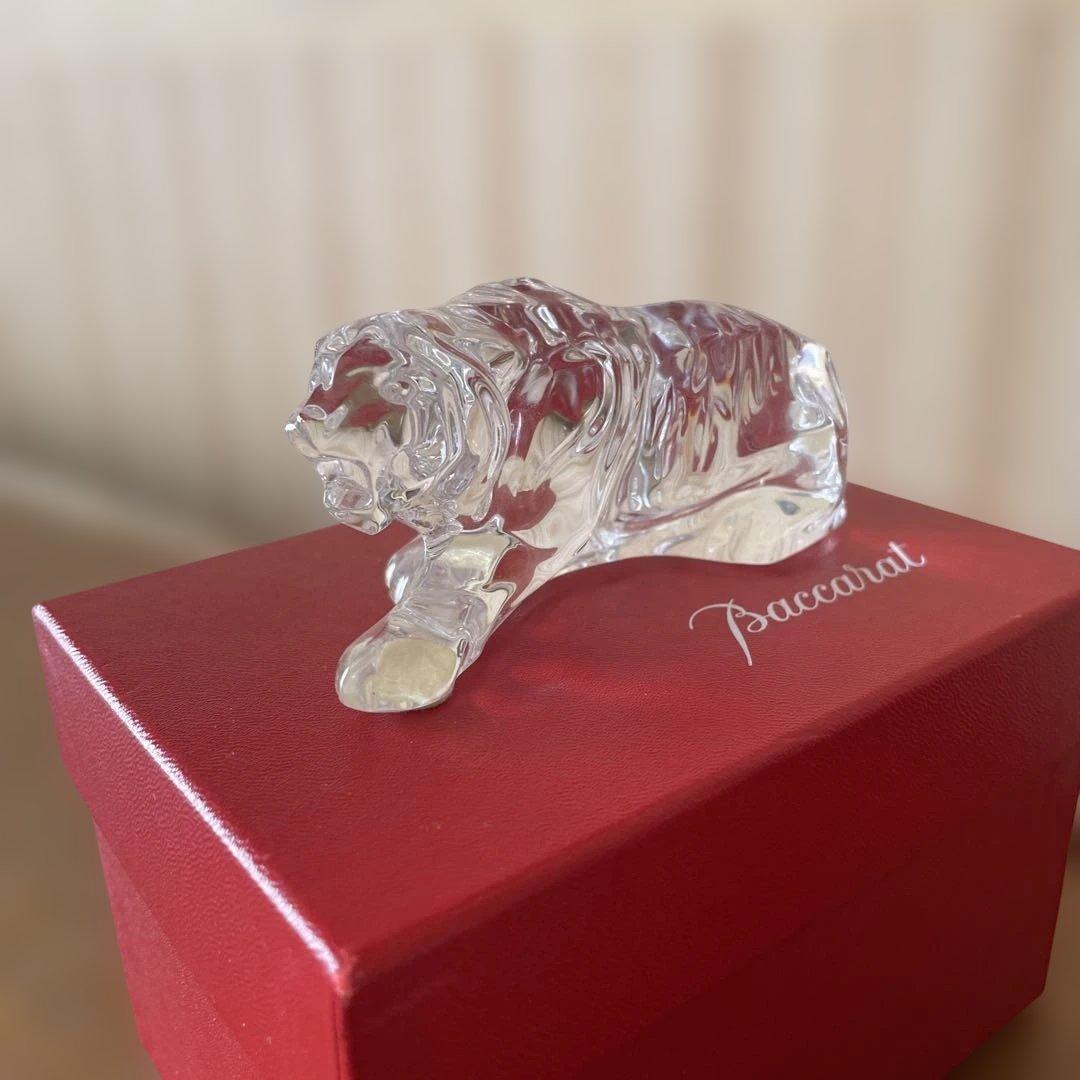 Baccarat クリスタル ライオン 置物 とら - メルカリ