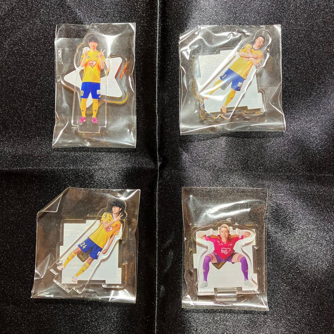 ベガルタ仙台Vガチャセット 送料込み 2026年まで 21.10.24.41 - メルカリ