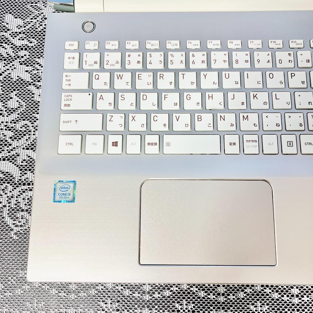 薄型軽量❣東芝ノートパソコン Win11 core-i5 SSD カメラ付き✨ - メルカリ