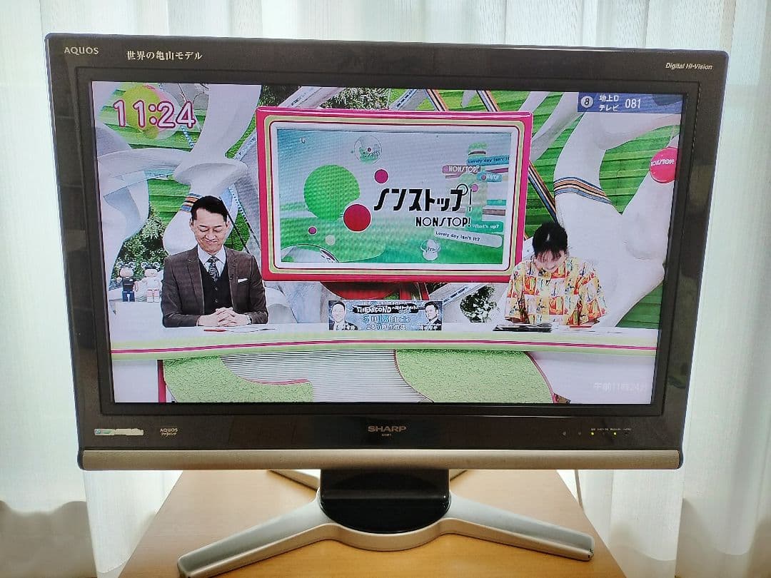 SHARP AQUOS LC-32D10 32インチ液晶テレビ - メルカリ