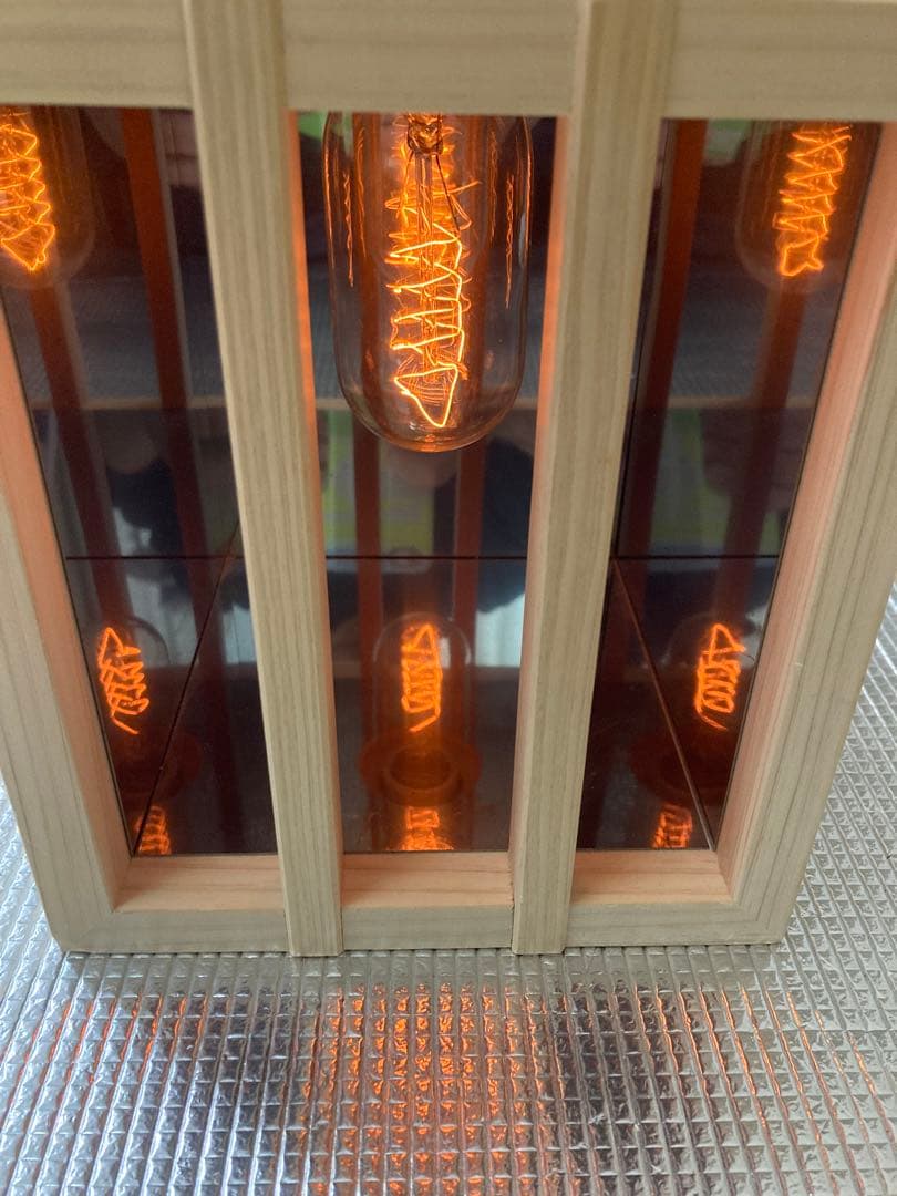 クォンタムヒーリング卓上ライト - メルカリ