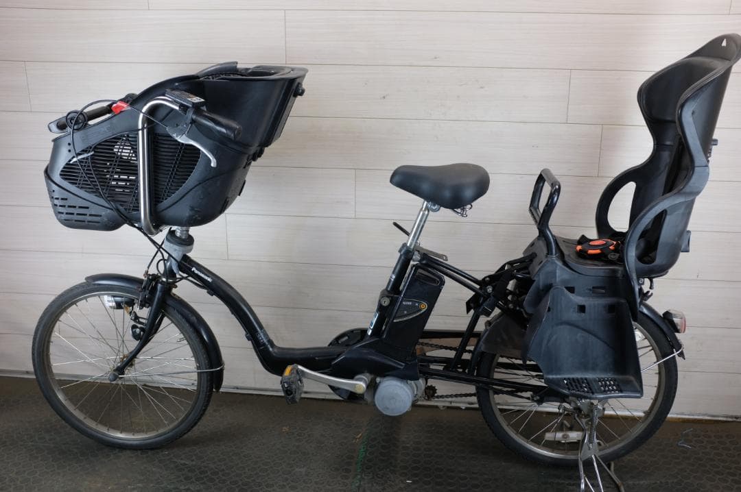 パナソニック ギュット　　20インチ　3段　8.9Ah（5点灯）充電器あり