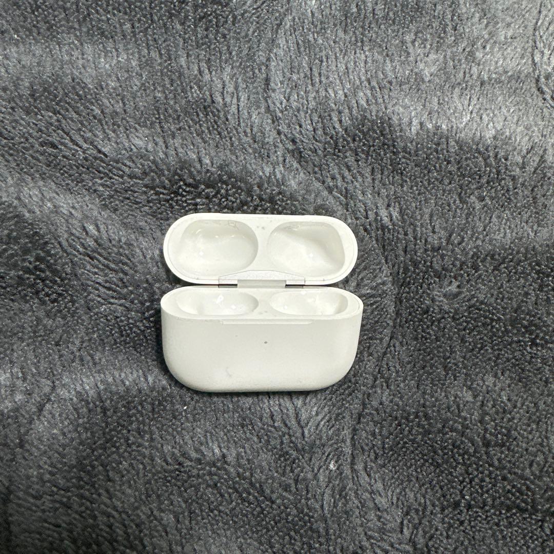 AirPods Pro 充電ケース ホワイト 中身なし本体だけ 24時間発送 - メルカリ