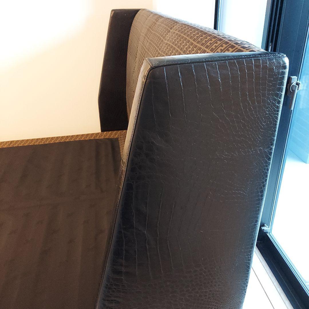 FENDI CASA フェンディカーサ ズッカ柄 キングサイズ ベッド - メルカリ