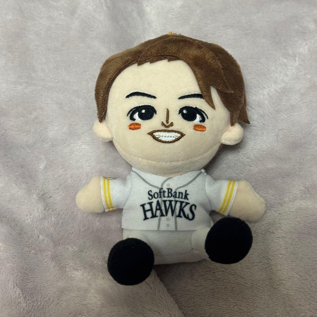 ソフトバンクホークス 周東佑京 ぬいぐるみ - メルカリ