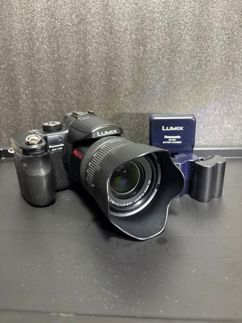 ⭐︎値下げ⭐︎LUMIX DMC-FZ50 デジタルカメラ LUMIX パナソニック コンデジ Panasonic DMC-FZ50 ブラック 中古 新品