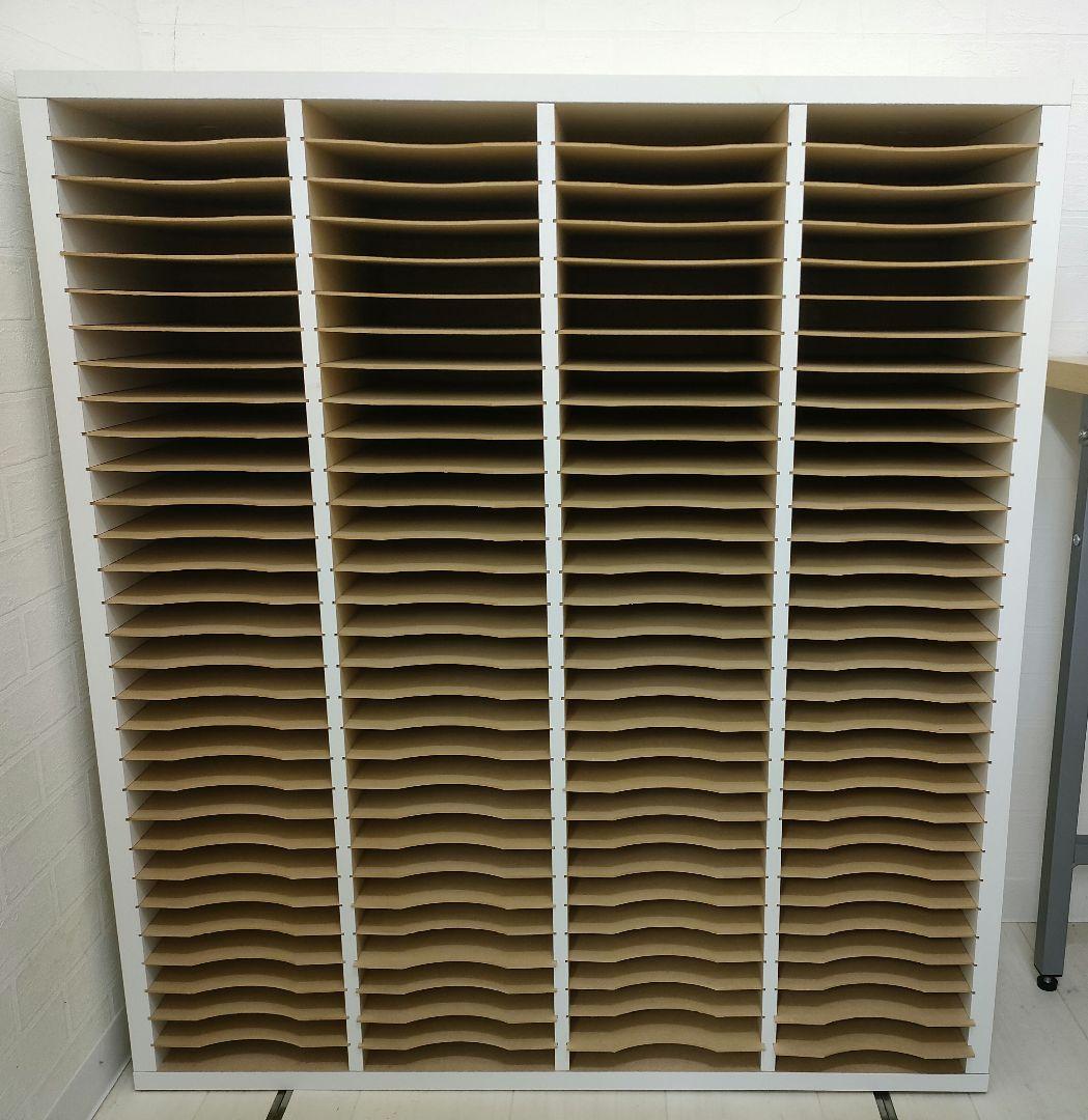 美品】教材整理棚 30段×4列 - メルカリ