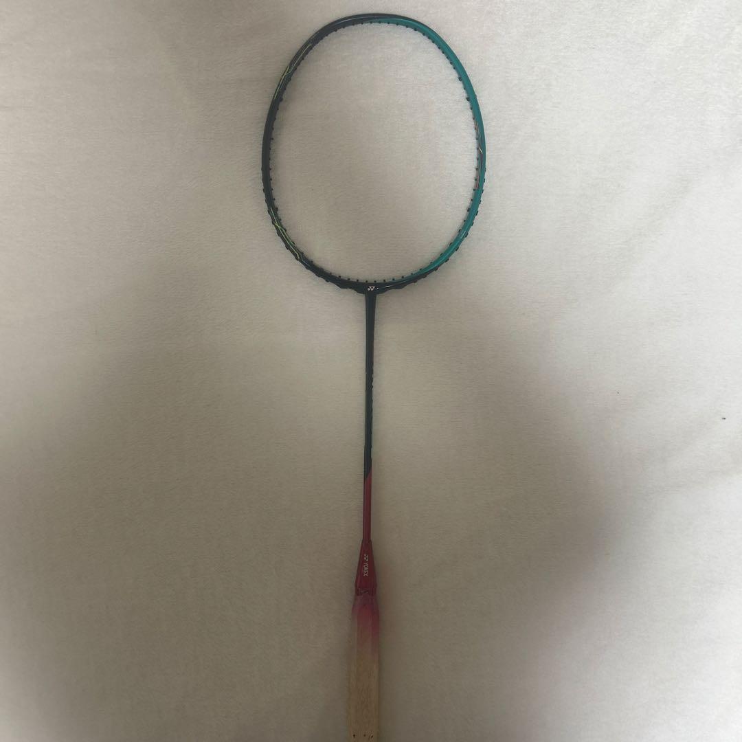 バドミントンラケット アストロクス88S4ug5 ジャンク品 - メルカリ