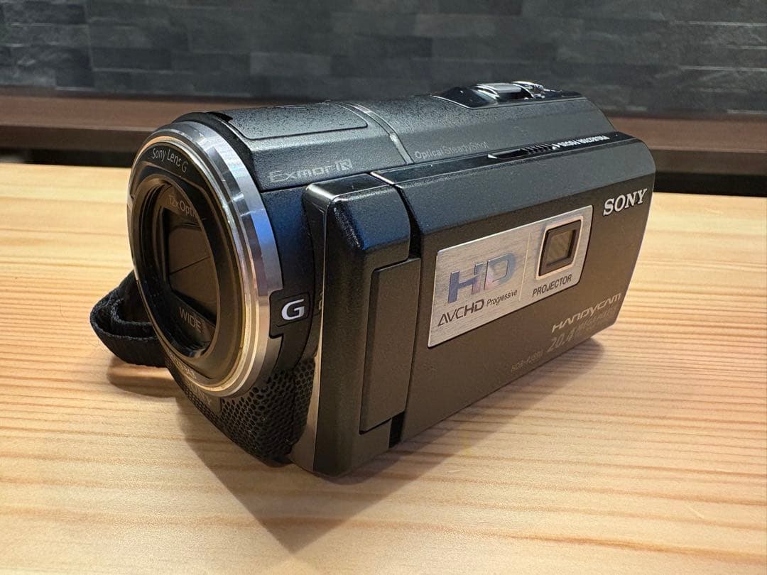 SONY HDR-PJ590 ハンディカム プロジェクター搭載 ビデオカメラ HDR-PJ590V | デジタルビデオカメラ Handycam ハンディカム | ソニー