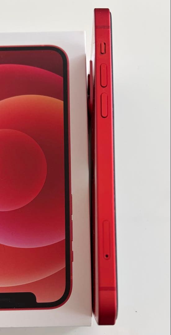 iPhone 12 64GB レッド SIMフリー バッテリー82％ 美品 - メルカリ